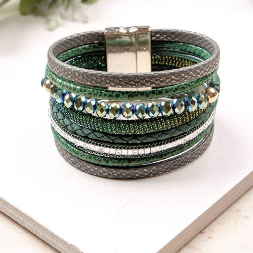 NWOT Green Wrap Bracelet with Magnetic closure